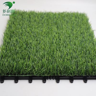 Gewerbliche künstliche Rasenfliesen Verriegelung Design 3/8-Zoll-Gauge DIY Pet Lawn Mat