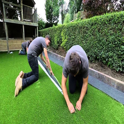 Grün Rot Schwarz Blau Weiß 40 mm Kunstgras Teppich Rollen für Gartendekoration