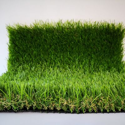8204 Kunststoff-Grasteppich Die ultimative Lösung für Gartenlandschaftsgestaltung und -dekoration