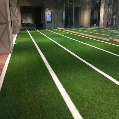 EN14904 Zertifizierte Sportböden aus Kunstgras für Innenräume mit Dichte 52500