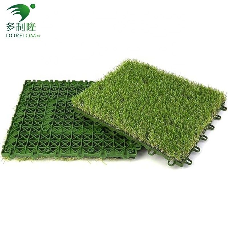 Gewerbliche künstliche Rasenfliesen Verriegelung Design 3/8-Zoll-Gauge DIY Pet Lawn Mat