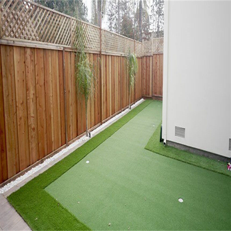 Pfahlhöhe 30mm 12m x 4m Außengrüne Farbe Synthetisches Rasen für die Gartenlandschaft
